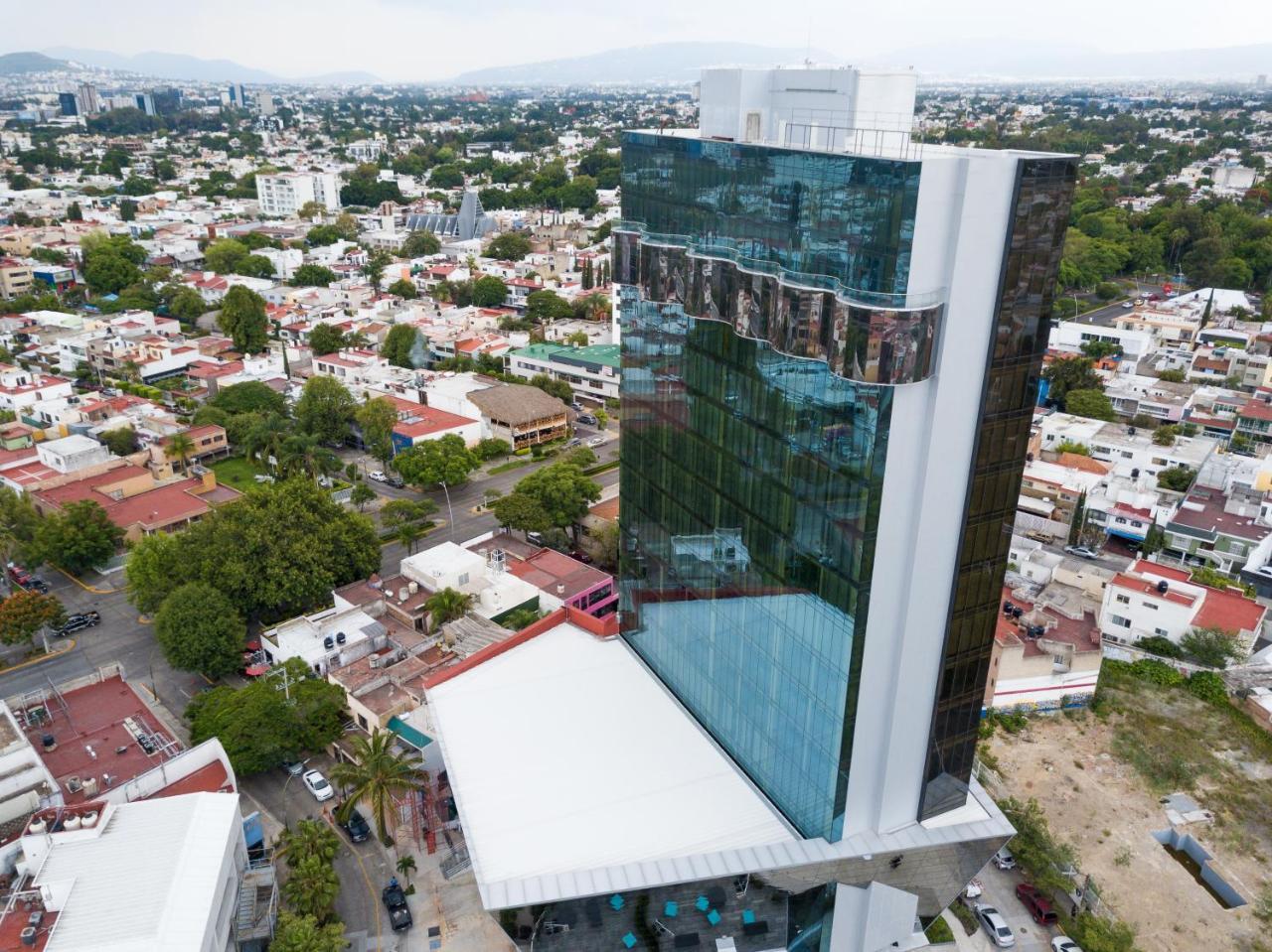 Baruk Guadalajara Hotel De Autor Екстериор снимка Torre Futura