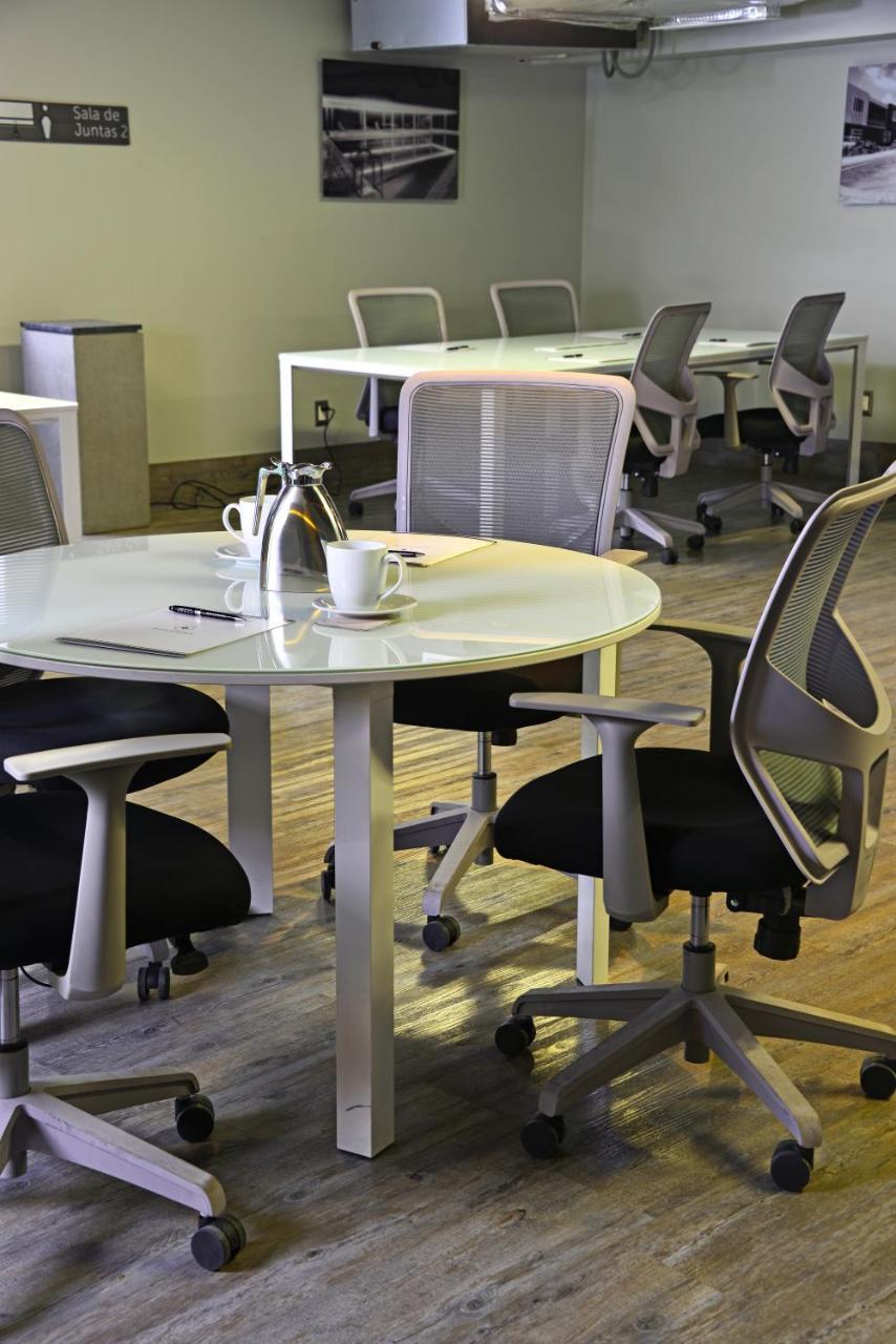 Baruk Guadalajara Hotel De Autor Екстериор снимка Office chairs