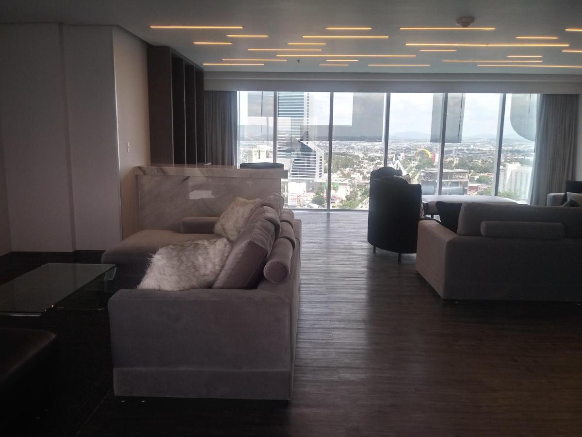 Baruk Guadalajara Hotel De Autor Екстериор снимка A living room in a penthouse apartment at the Ritz-Carlton, DIFC